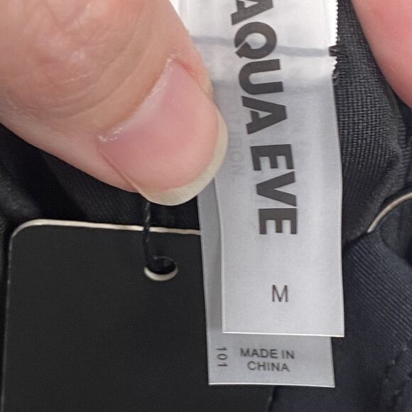 NWT Aqua Eve Womens Medium One Piece Swimsuit Black Cut Out Bow Adjustable Strap - Picture 5 of 6